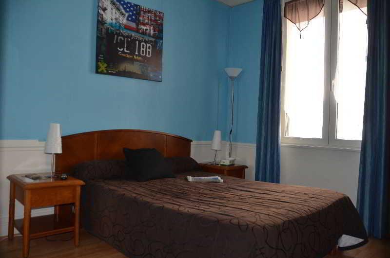 Hotel Cecyl Centre 3*