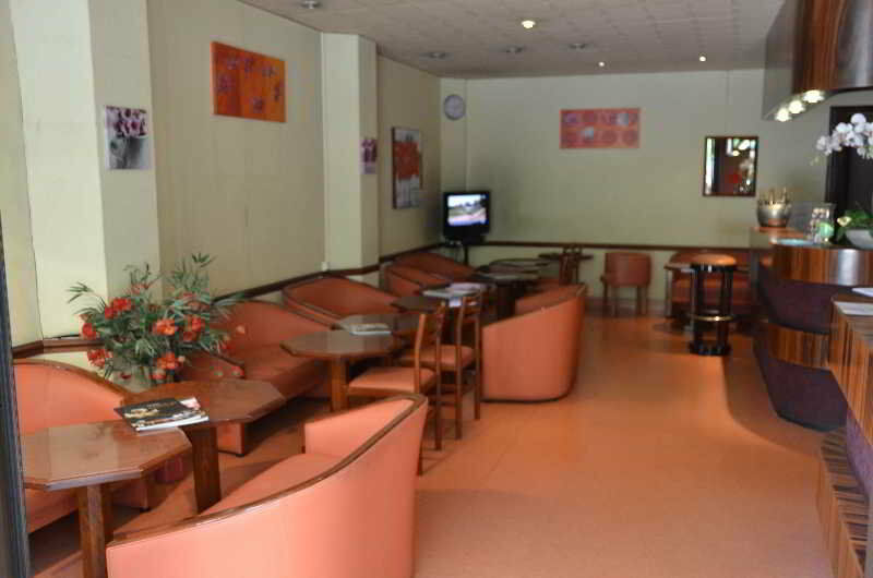 Hotel Cecyl Centre 3*